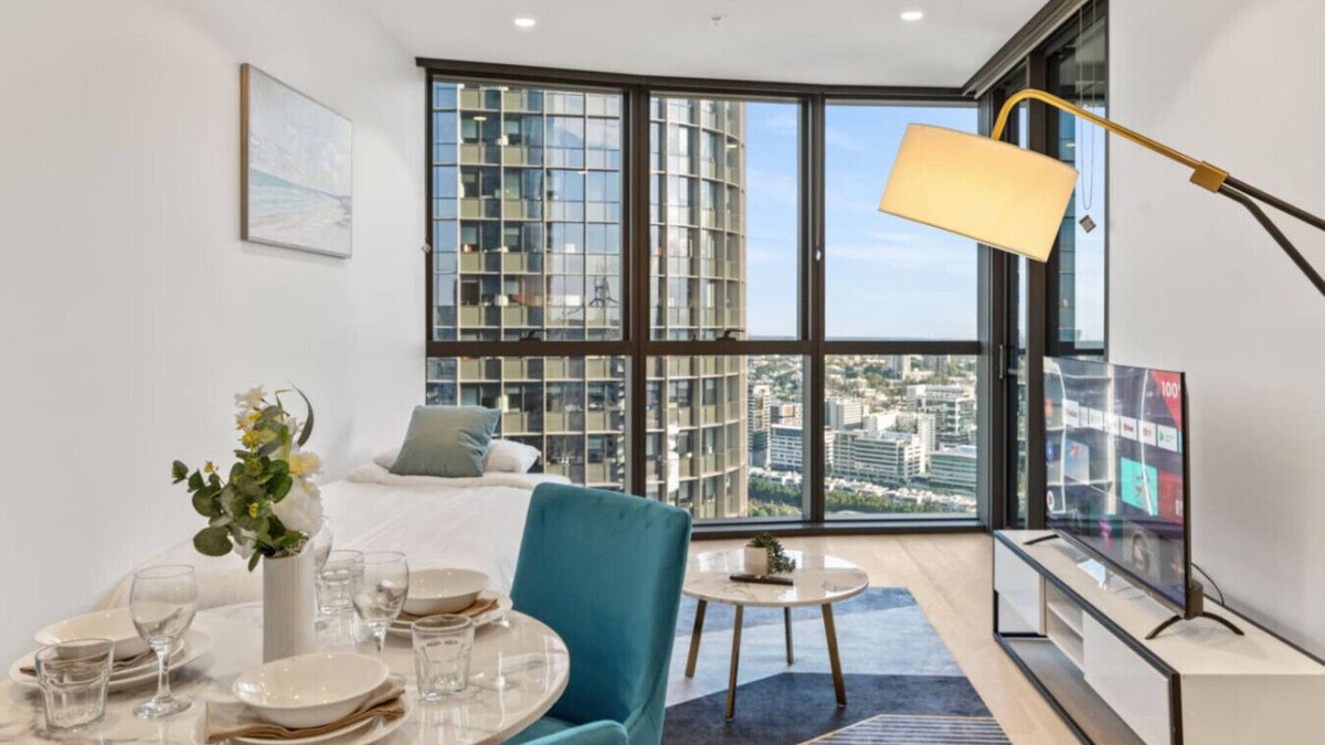 Brisbane Central Business District Apartment | River View Suite | 1BR 3People | Balcony Pool Gym