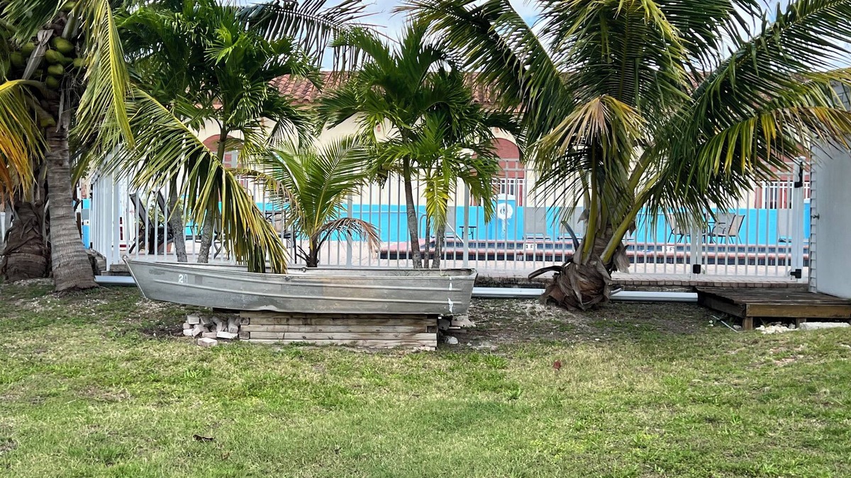 Everglades City Villa | River Wilderness Waterfront Cabins