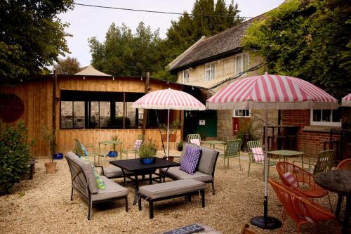 Fonthill Bishop Bed & Breakfast | Riverbarn Fonthill Bishop Bed & Breakfast