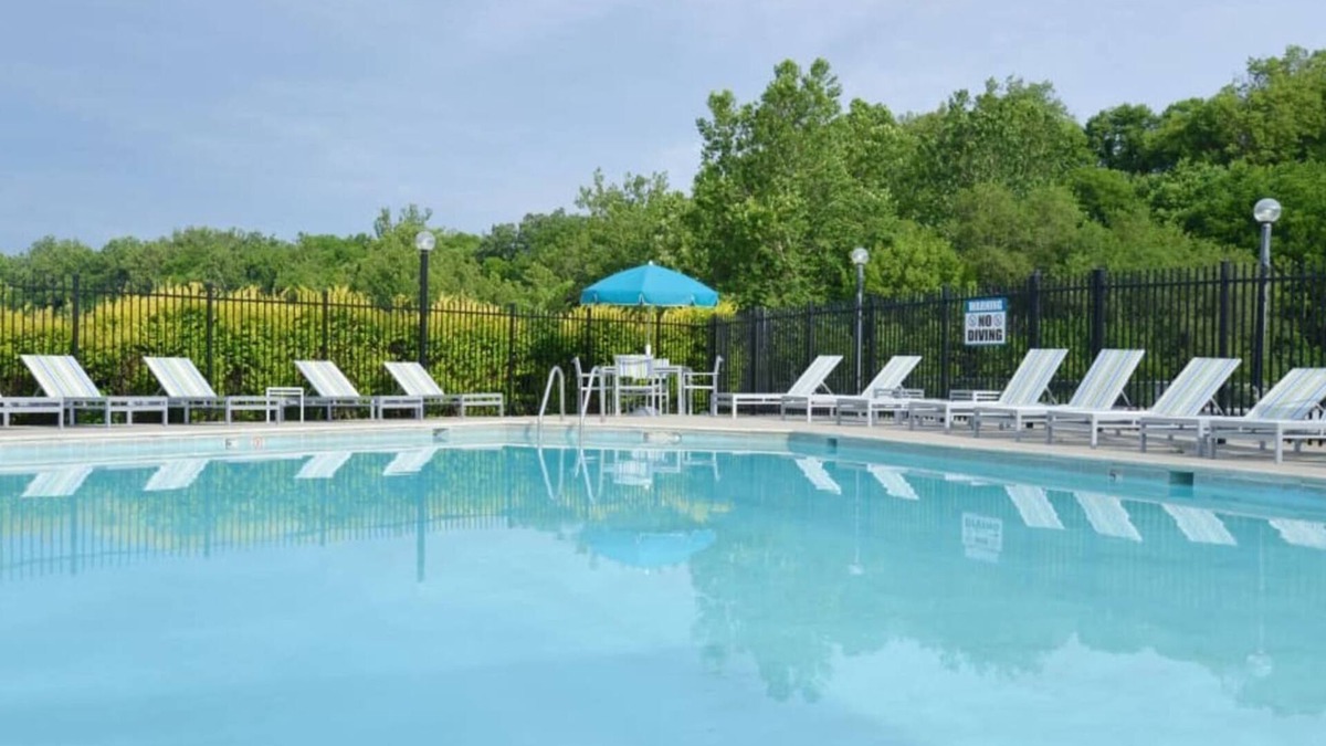Indianapolis Apartment | Riverbend 1BD 1 - One Bedroom Apartment, Sleeps 2