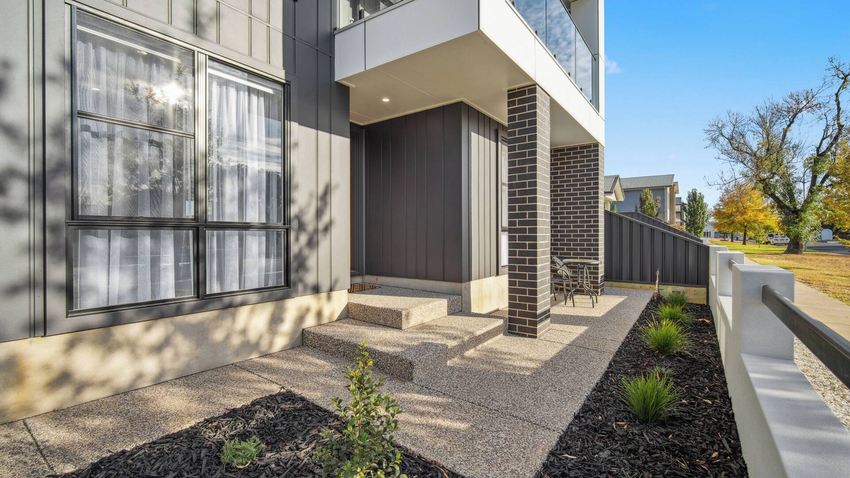 Wagga Wagga House | “RiverDell Short Stay’s” Accommodation