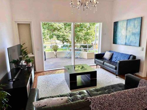 Ascot Vale House | Riverfront Bliss - Walking distance to Showgrounds/Flemington Racecourse