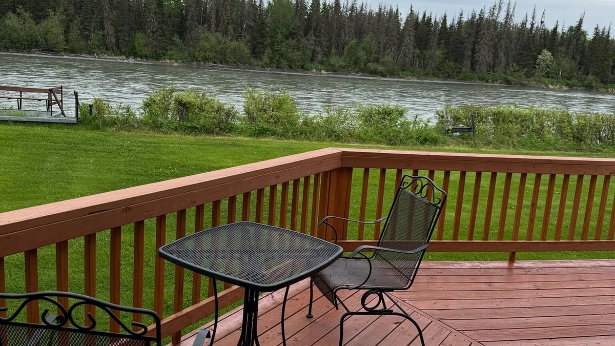 Sterling Cabin | Riverfront Cabin, 2 Bedrooms, Kenai River