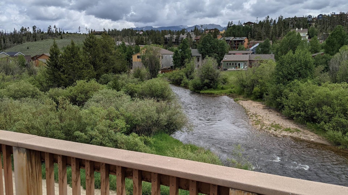 Fraser Condo | Riverfront Condo in Fraser