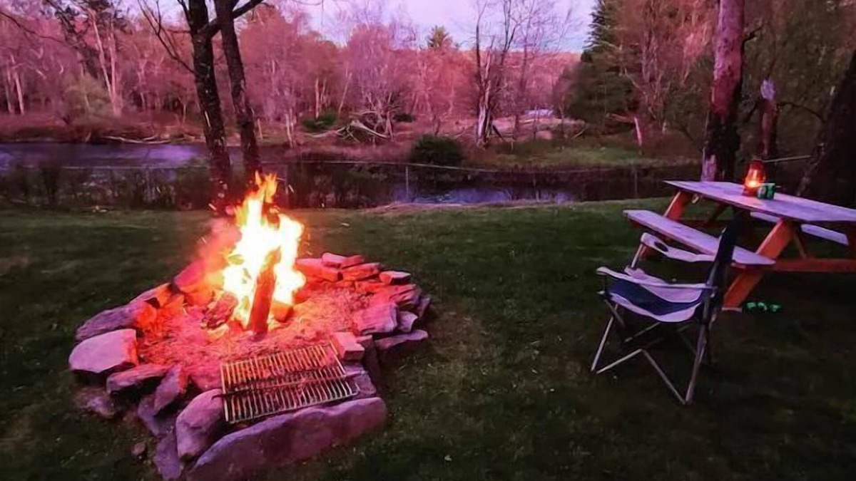 Gouldsboro Cottage | Riverfront cottage. Hiking, fishing, relaxing, pet friendly !