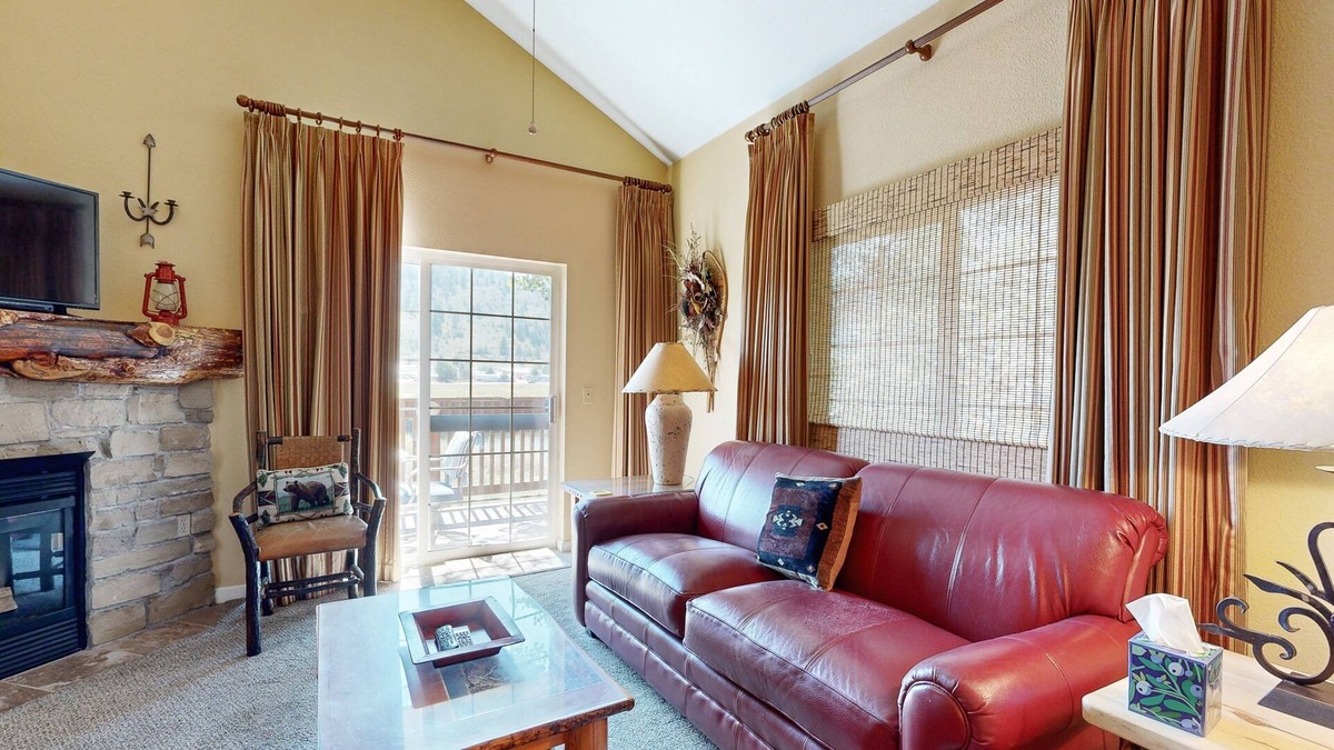 Edwards Condo | Riverfront gem with loft & stunning water views, near skiing