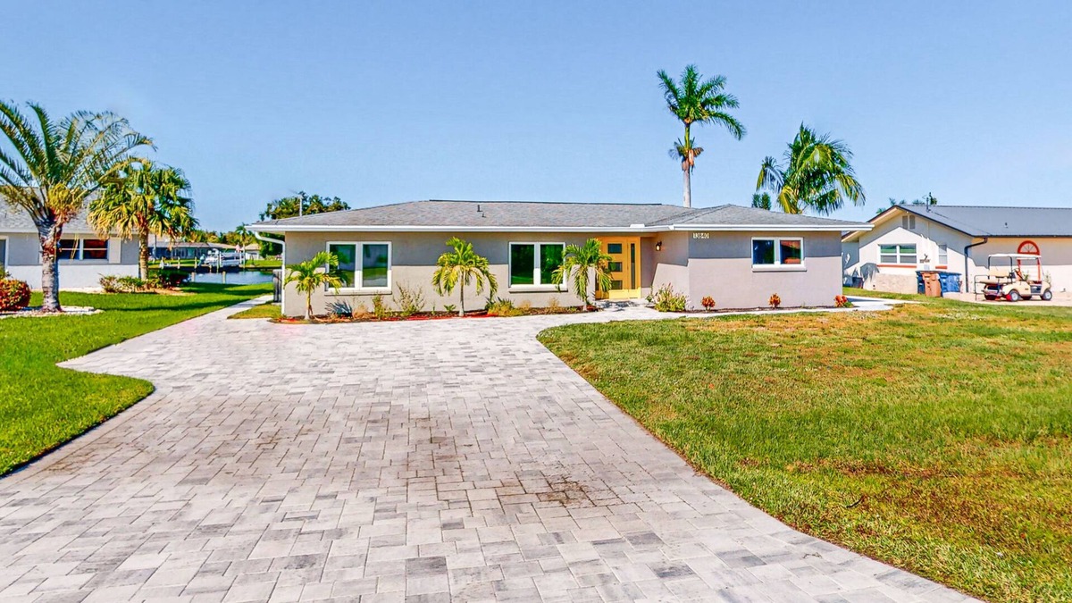 Fort Myers Shores House | Riverfront home with beautiful views, private pool, screened lanai, grill, & W/D