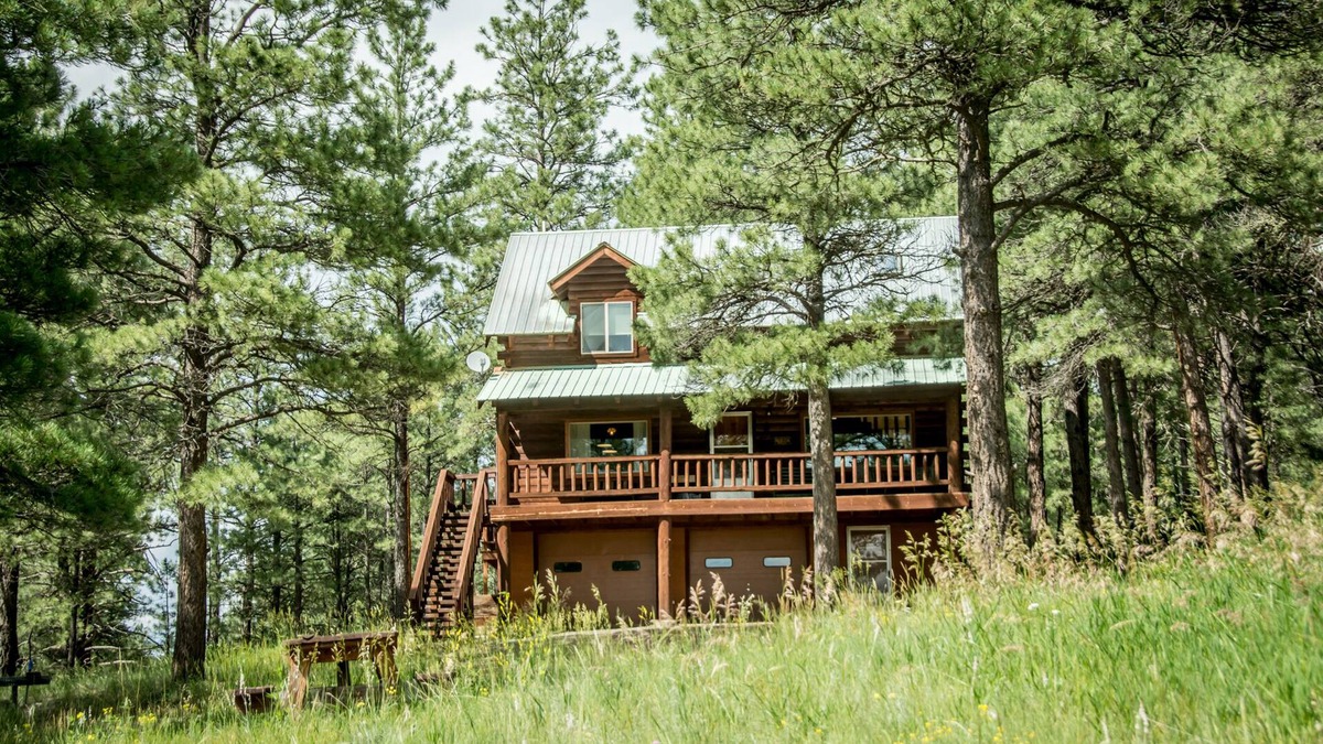 Pagosa Springs Cabin | Riverfront log cabin with picturesque view!