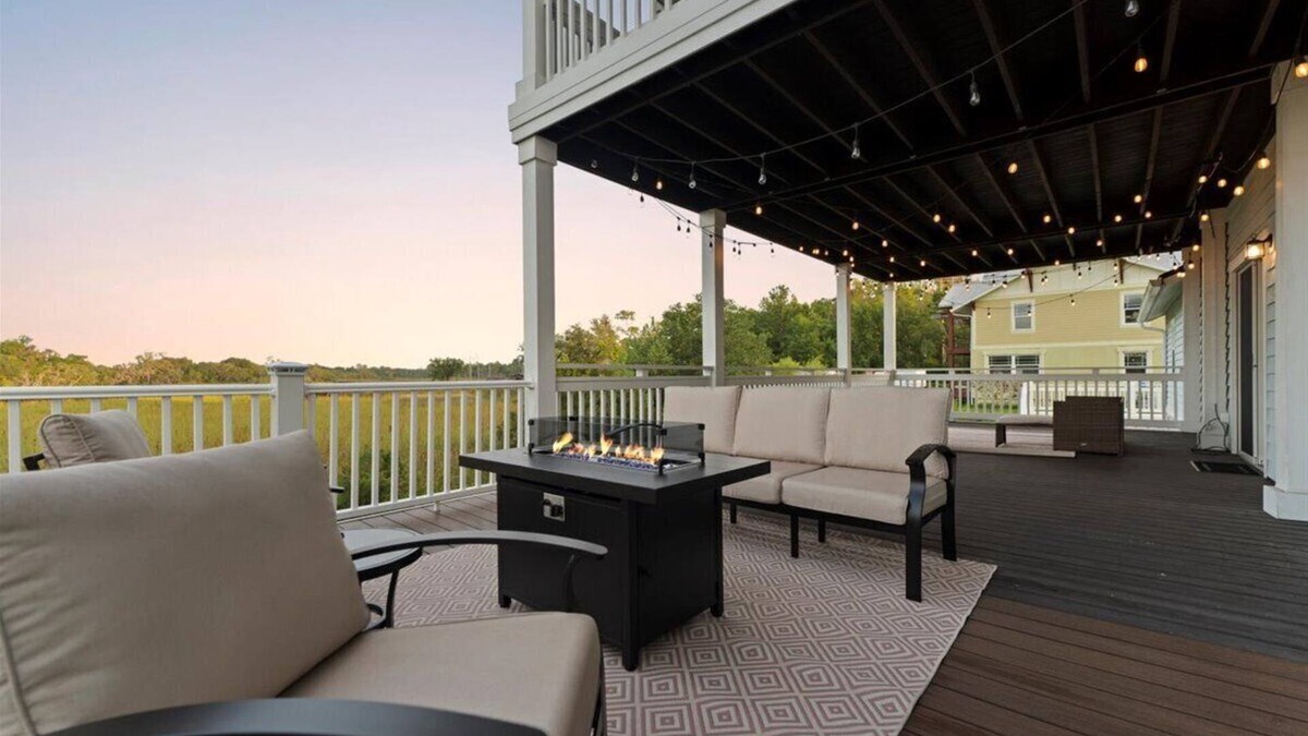 Northside House | Riverfront Luxury - Gym, Game Room, Pet-Friendly