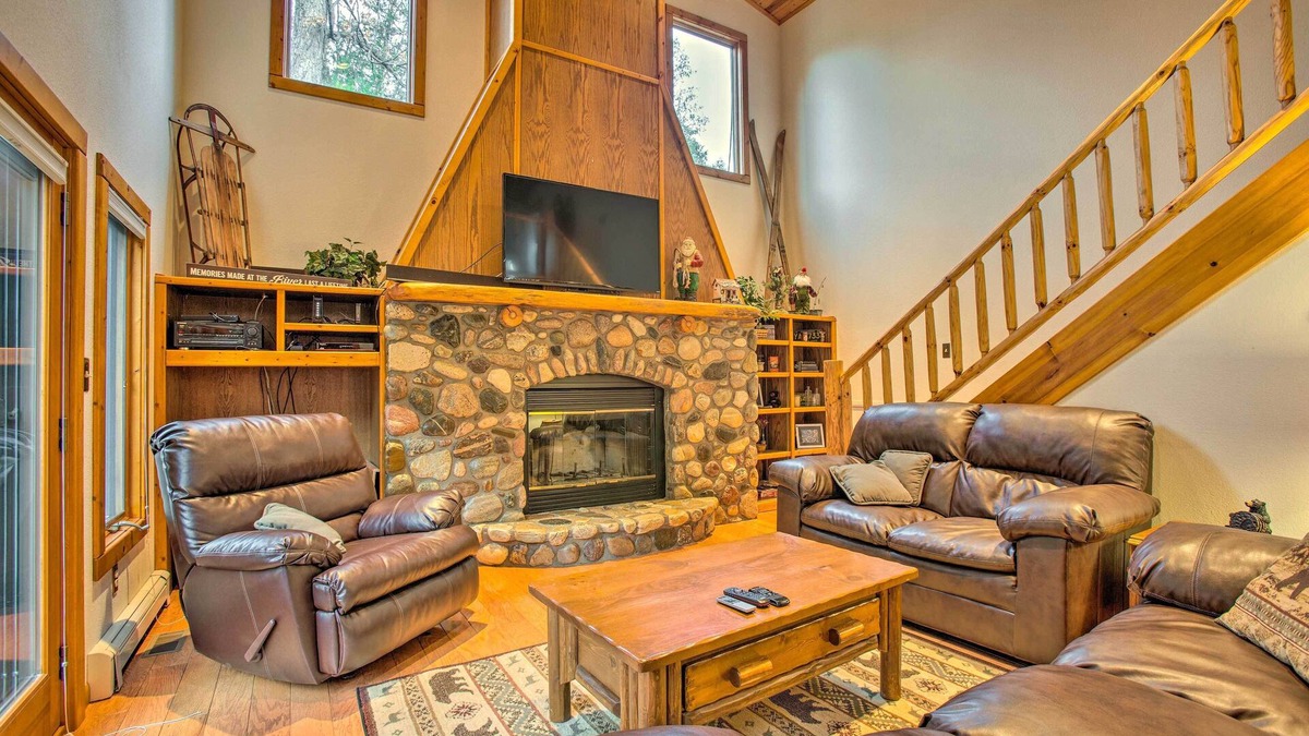 Manton Cabin | Riverfront Manton Cabin w/Pool Table & Fire Pit!