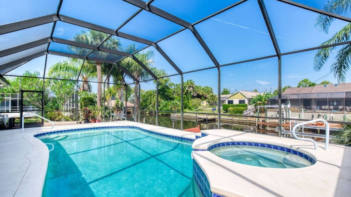 Palm Harbor House | Riverfront *Pool *Dock *Billiard