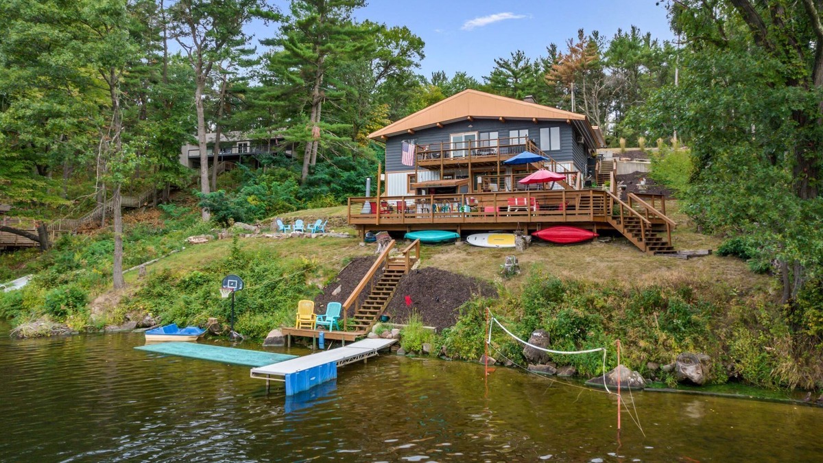 Black River Falls Cabin | Riverfront-Sandy Beach-Tiki Bar-Dock-Recreation Room-3700ft