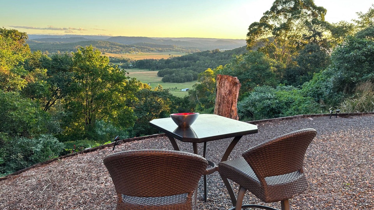 Maroochy River Apartment | RiverRock Retreat Maroochy, Sunshine Coast: 6 bed 6, bath, 15 min from beach