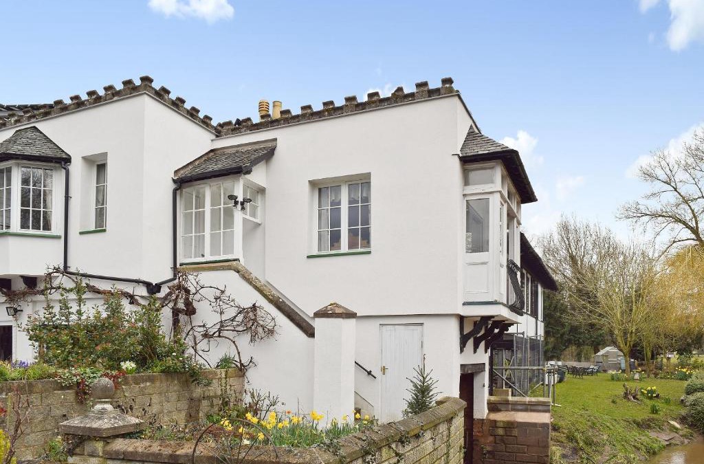 Alcester House | Riverside