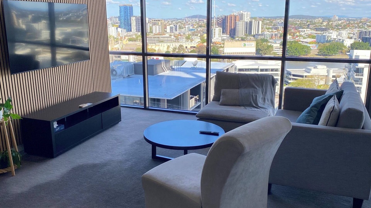 Milton Apartment | Riverview 2BR Apt w/pool and Parking Near Suncorp