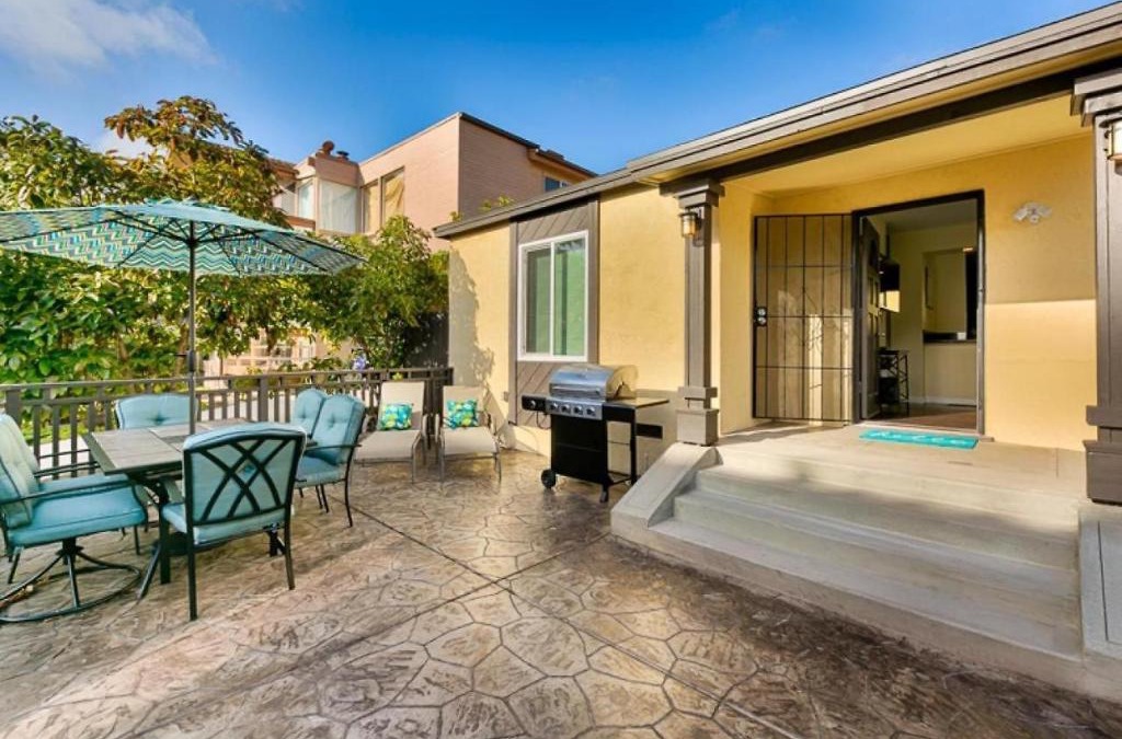 Crown Point House | Riviera Bay View Dream - Private patio with bay view and parking