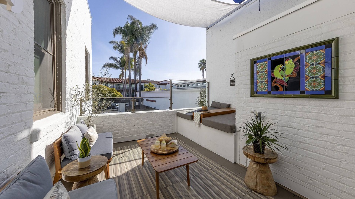 The Funk Zone Hotel | Riviera Beach House