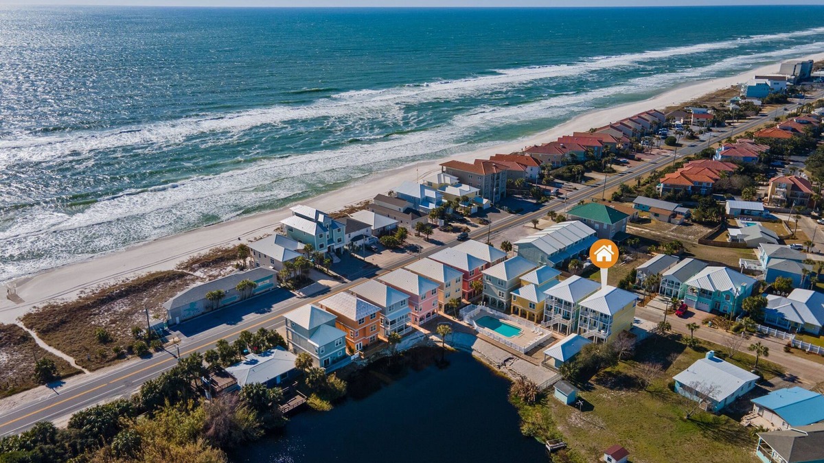 Fort Bay House | Riviera Sunrise - Chic, Modern, Pool and Beach Access