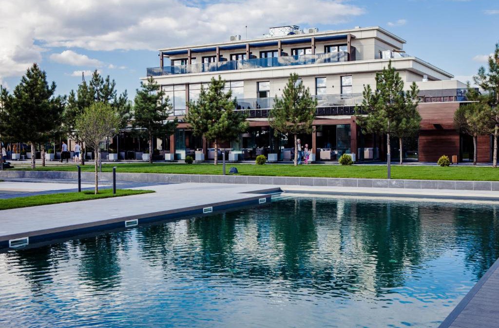 Lesniki Hotel | Riviera Zoloche Resort & Spa