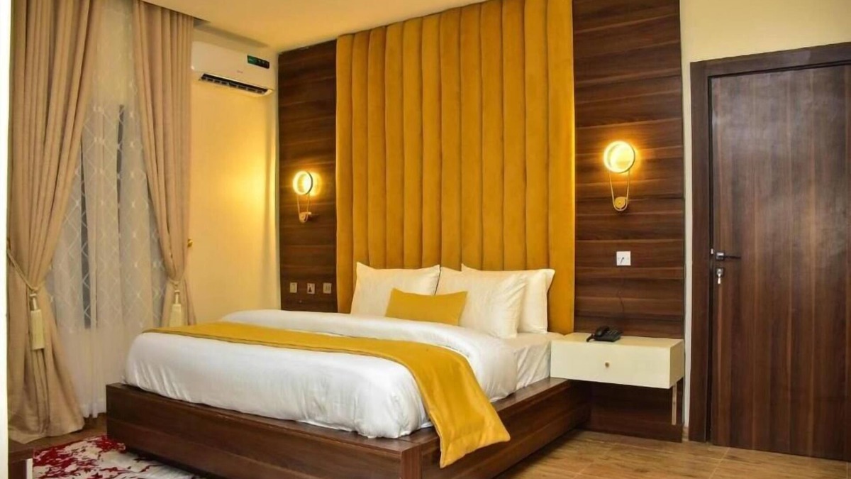 Asaba Hotel | RKD SUITES Asaba