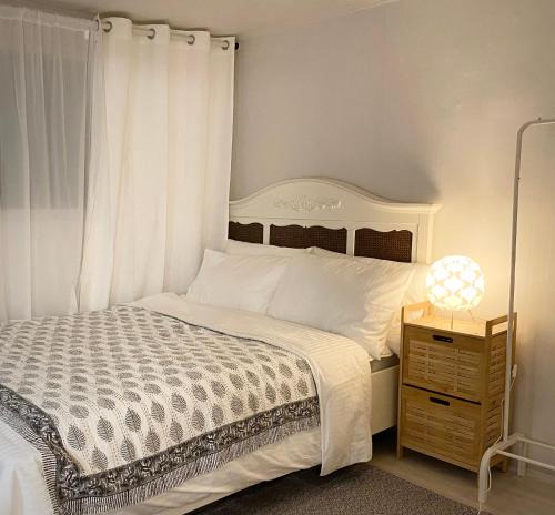 Mapo Apartment | roasterblock 2BR flat 33m2 near Hongdea by the hanriver