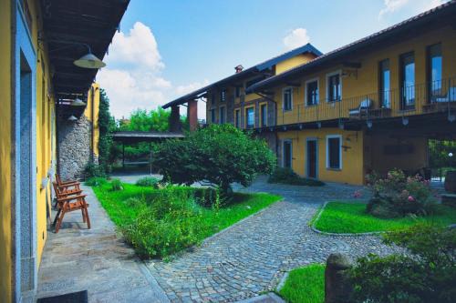 Paruzzaro House | Robin's Nest