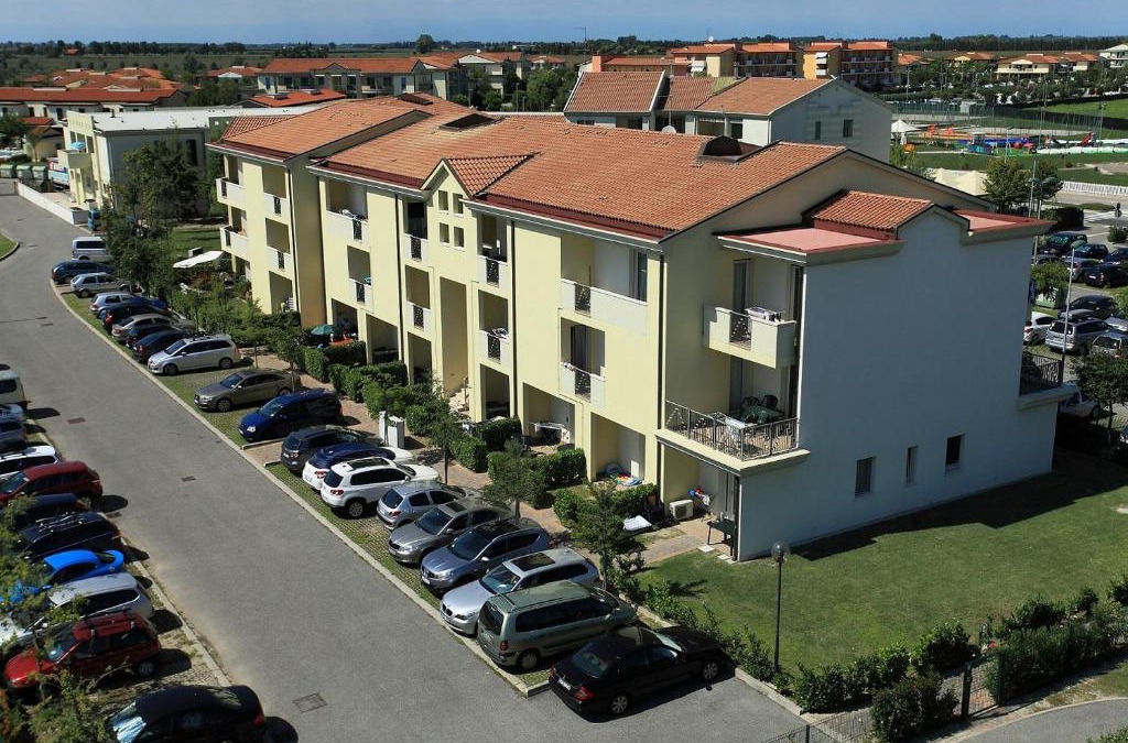 Torre di Fine Apartment | Robinia/Pinetine Lido Altanea