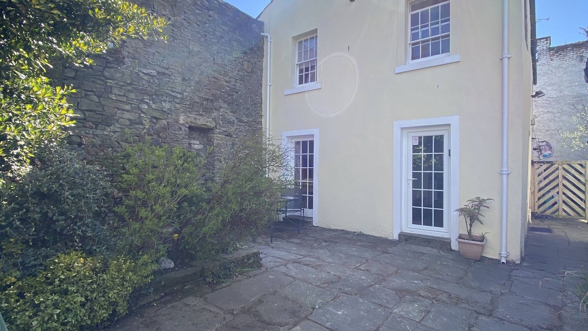 Cockermouth House | Robinson’s Cottage in Cockermouth quiet and central