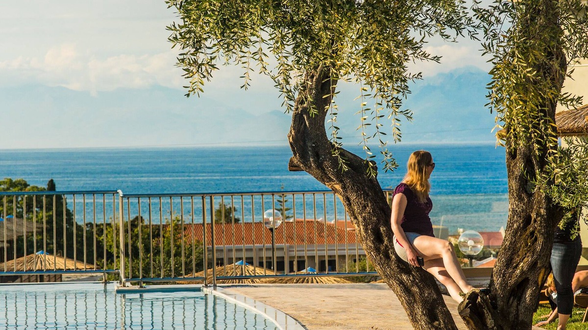 Agnos Hotel | Robolla Beach Aparthotel