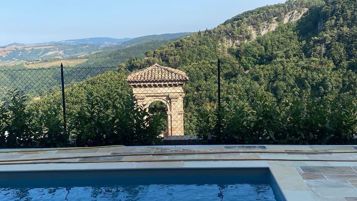 Arcevia Bed & Breakfast | Rocca Contrada relais