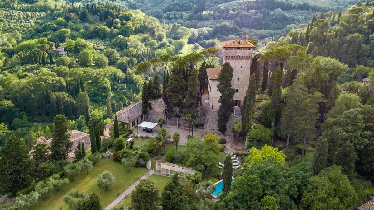 Cetona Villa | Rocca di Cetona, a Luxury Castle with Pool in Tuscany