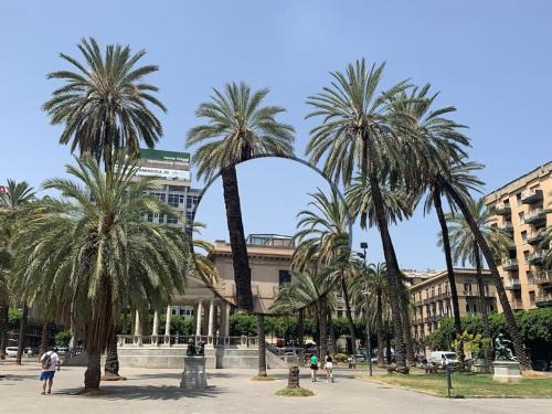 Ruggero Settimo Apartment | ROCCA POLITEAMA Attico Prestigioso ed Eccitante.