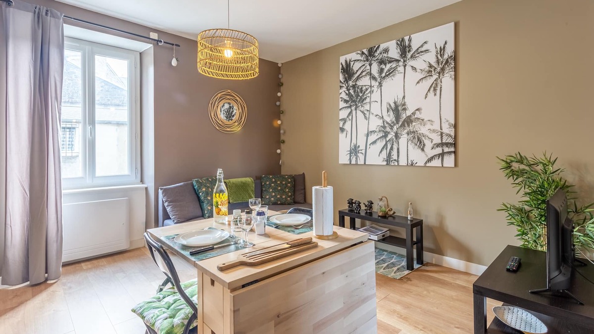 Saint-Coulomb Apartment | Rochebonne - One Bedroom Apartment, Sleeps 4