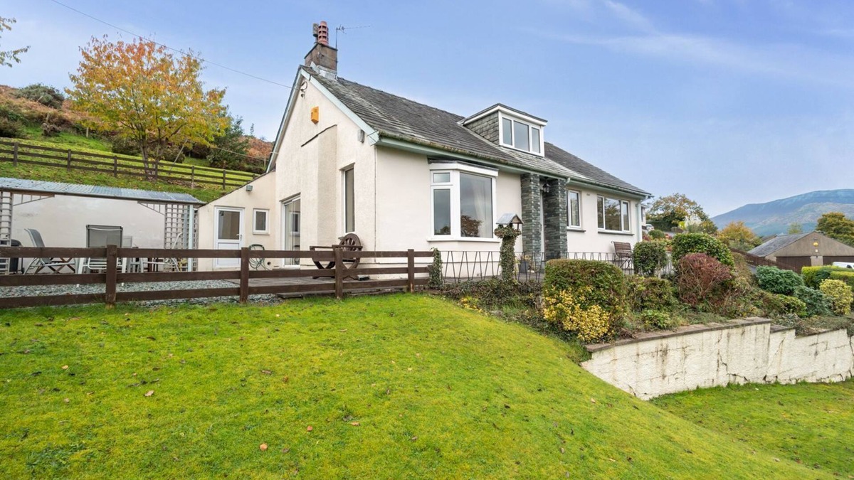 Braithwaite Cottage | Rock Lynn - a bungalow that sleeps 4 guests in 2 bedrooms