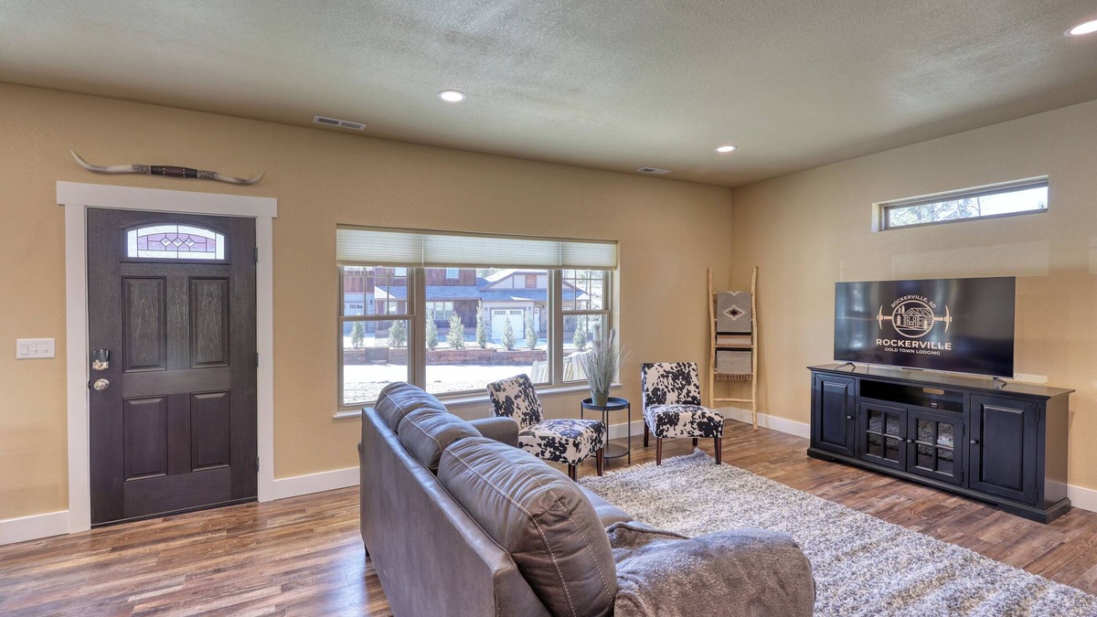 Rockerville Condo | Rockerville Gold Town Lodging #12-This two-bedroom condo is your perfect home base for adventure and relaxation. Just minutes from Mount Rushmore, Crazy Horse Memorial, Custer State Park, Sturgis, and the Badlands.