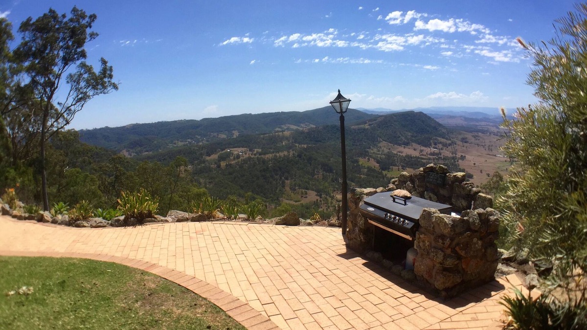 Vacy Cabin | Rocky Mountain Spa Lodge