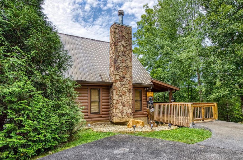 Sevierville House | Rocky Top Heaven - Arcade Game, Resort Pool, 685 FREE tickets each paid day!