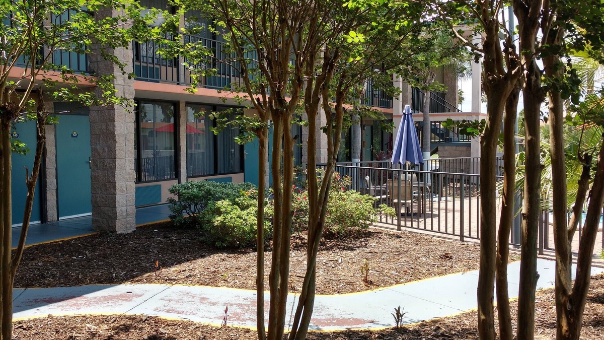 Davenport Hotel | Rodeway Inn Davenport-Champions Gate
