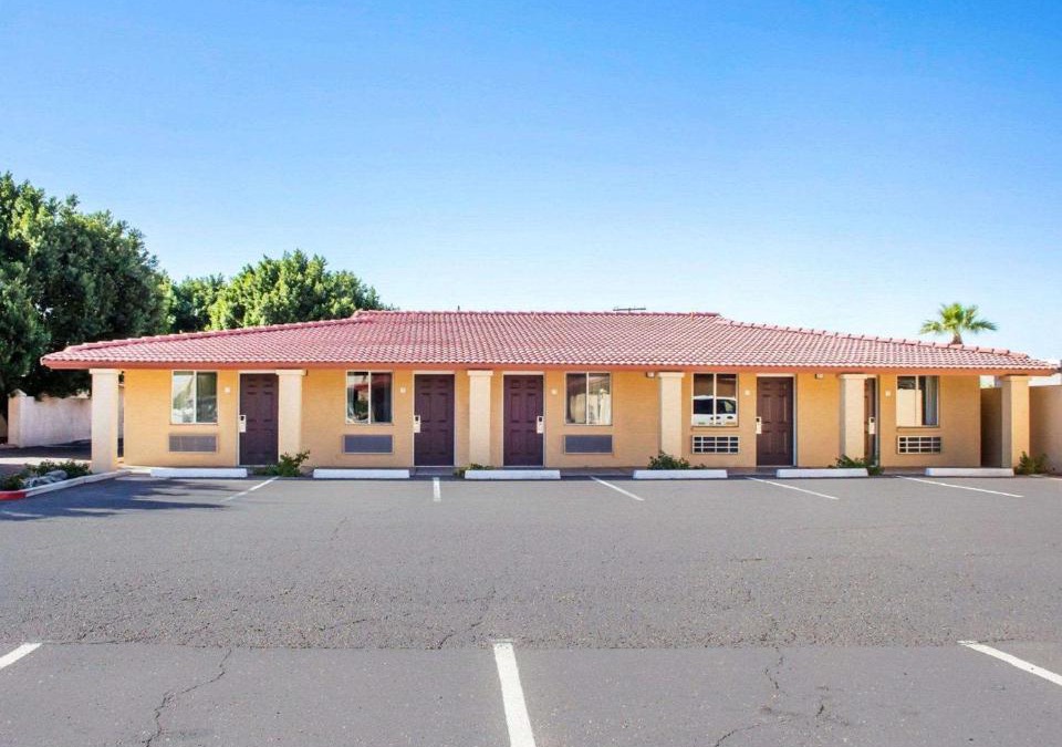 Security Acres Hotel | Rodeway Inn Old Town Scottsdale