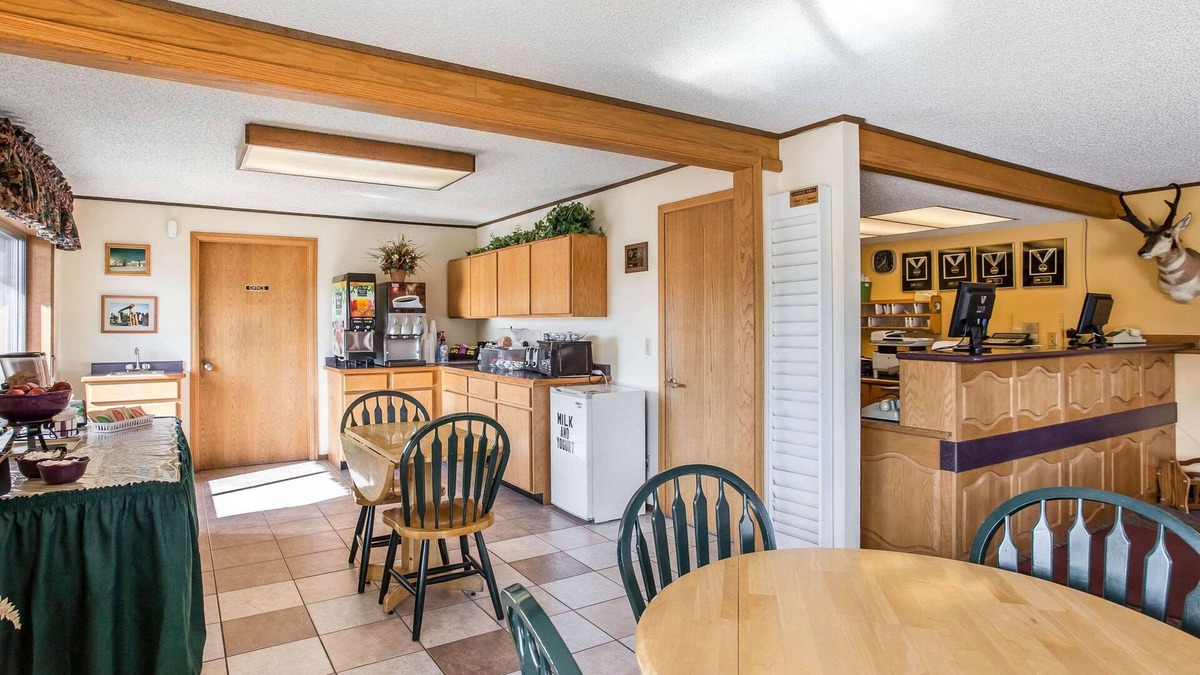 Lander Hotel | Rodeway Inn Pronghorn Lodge