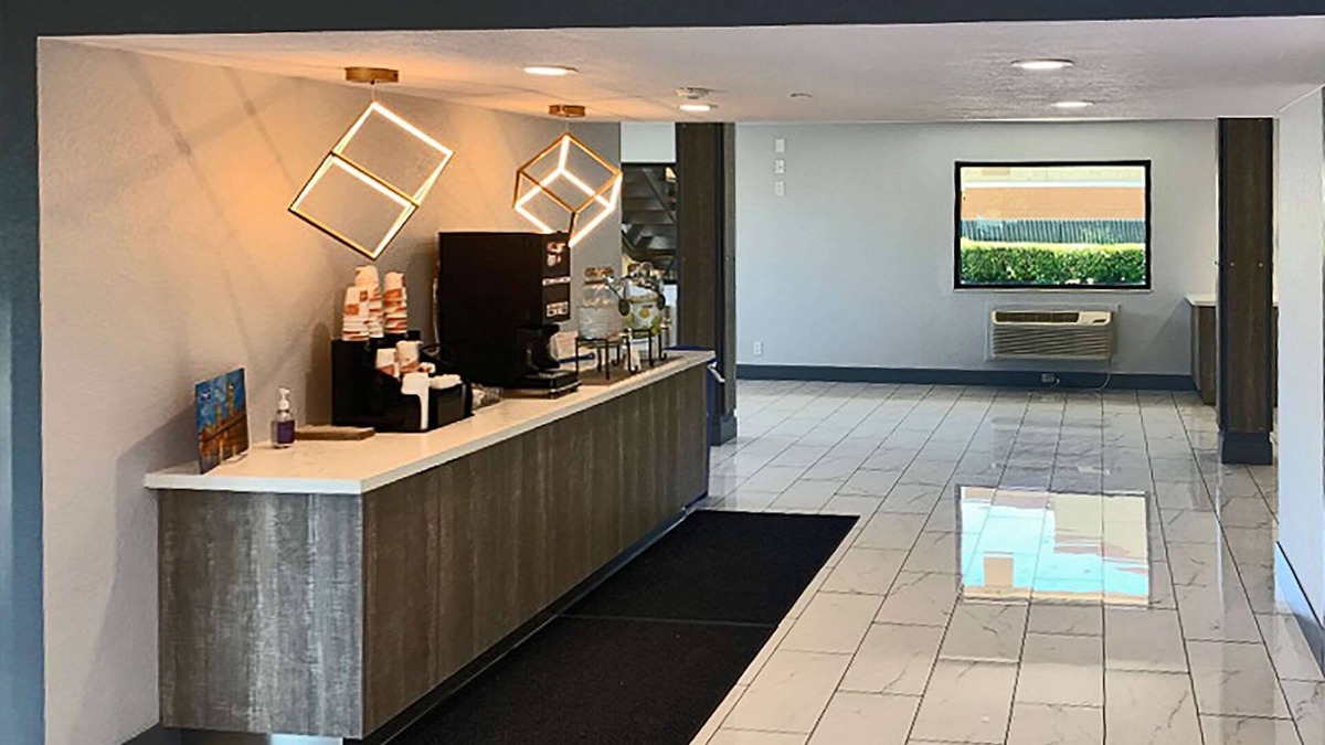 Southeastern Sacramento Hotel | Rodeway Inn Sacramento - University Area