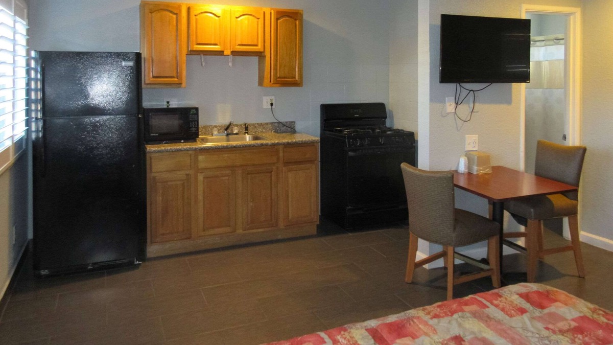 San Pablo Hotel | Rodeway Inn