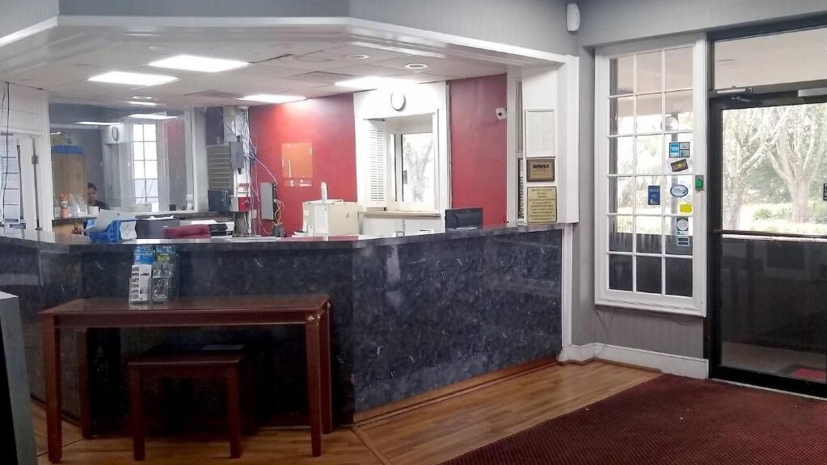 Sumter Hotel | Rodeway Inn