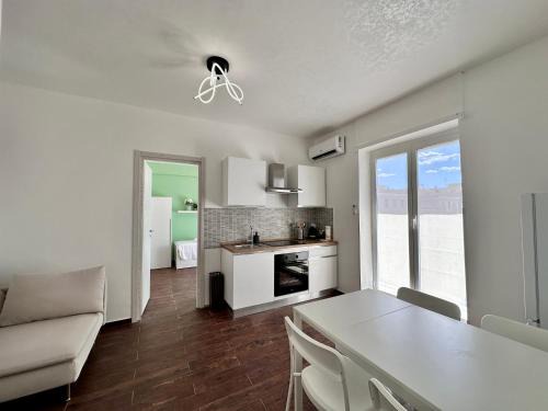 Casal Bertone Apartment | Roma nest appartamento vicino Stazione Tiburtina