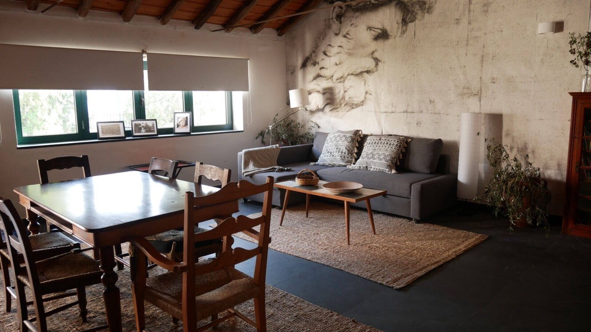 Vidigueira Bed & Breakfast | Roman room