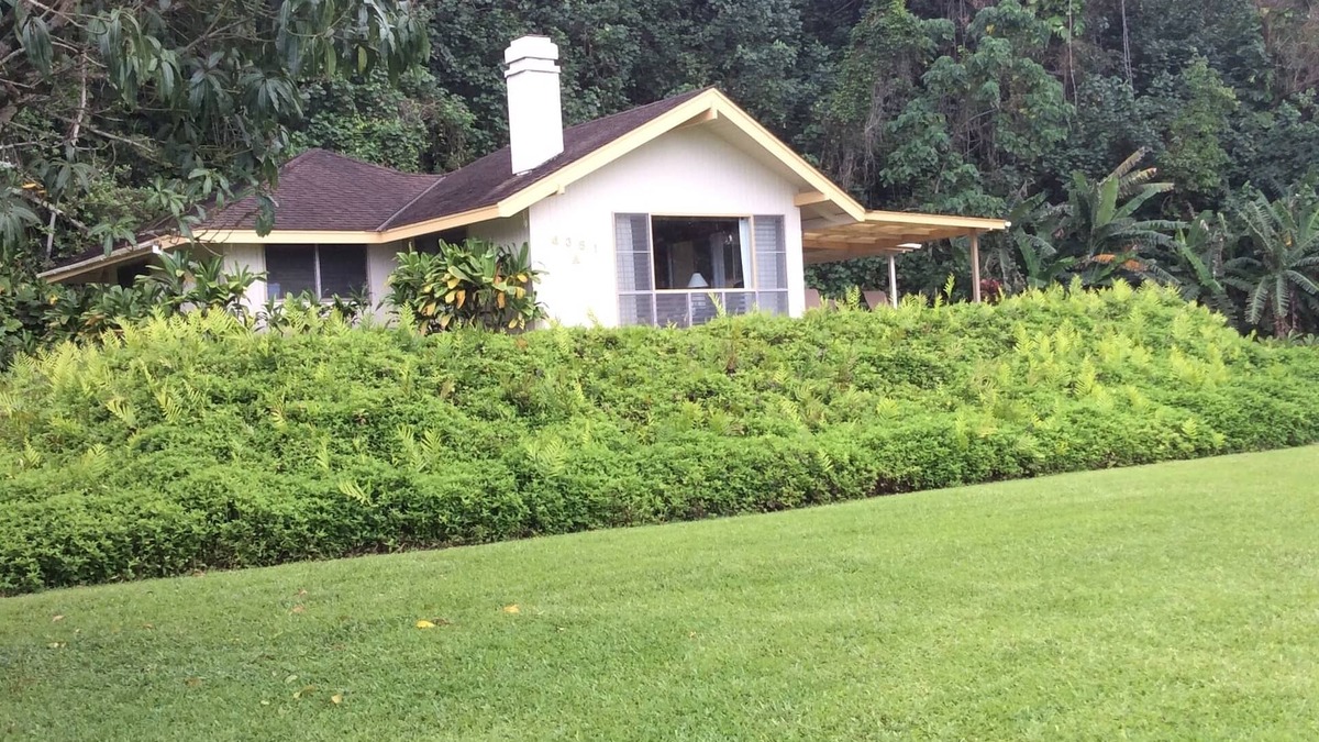 Kilauea House | Romantic 1 Bedroom Home at Anini Beach! - Sleeps 2