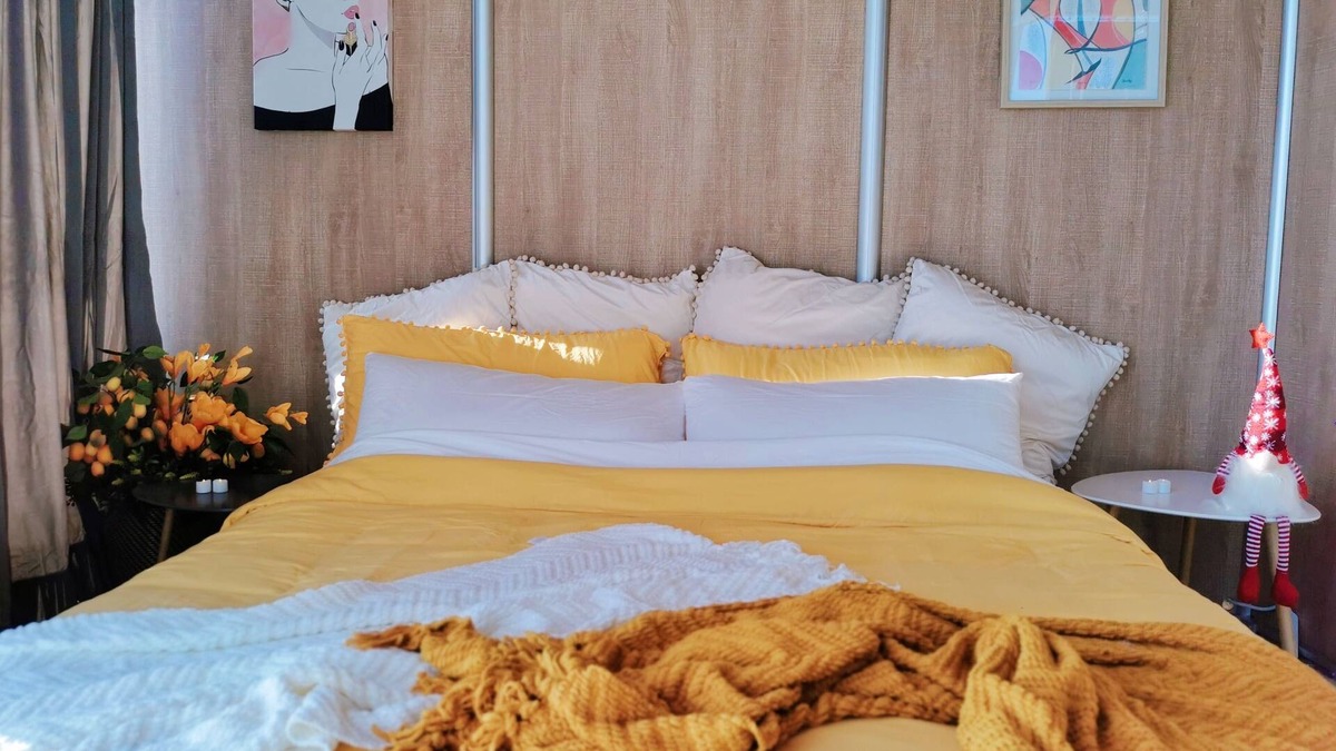 Oro Grande House | Romantic Bubble House
