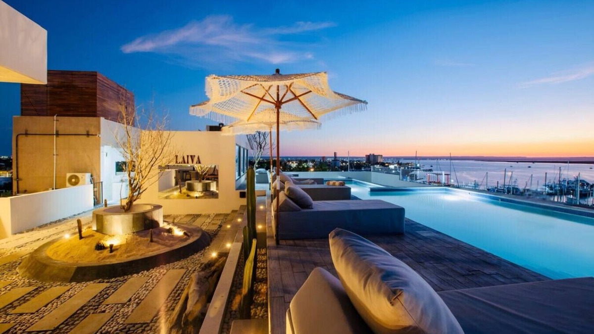 La Paz Apartment | Romantic condo with great location - perfect for couples and families!