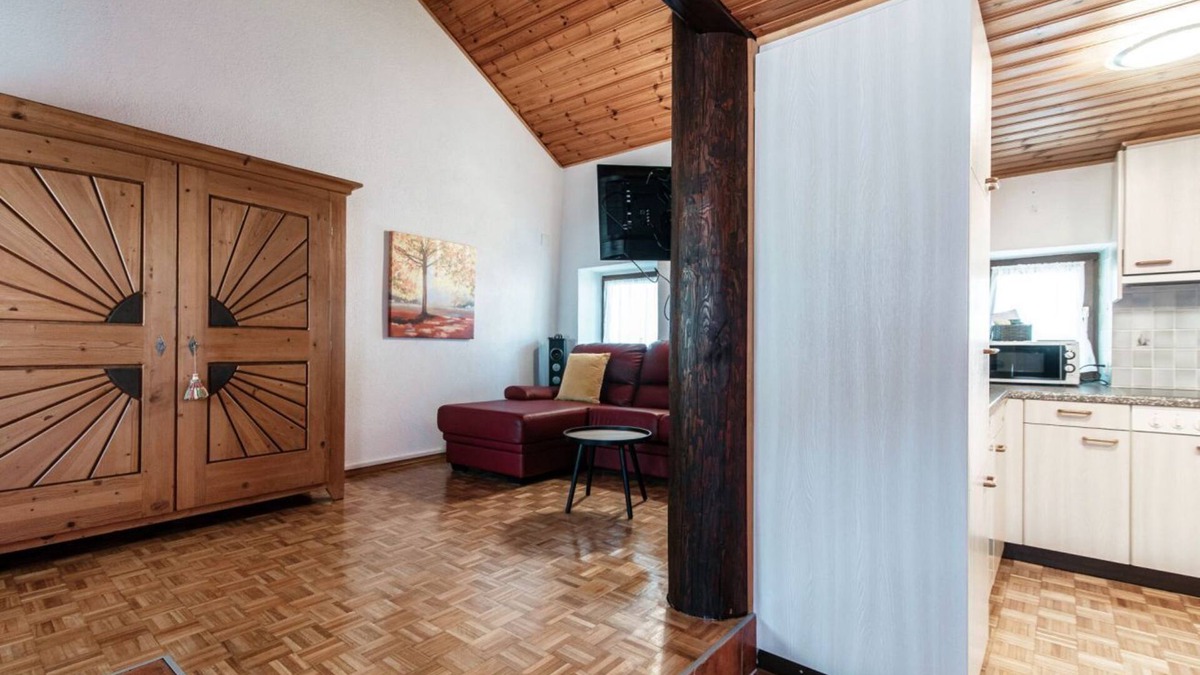 Bellinzona Apartment | Romantic duplex a stone's throw from the EOC (CASA GIANNA)