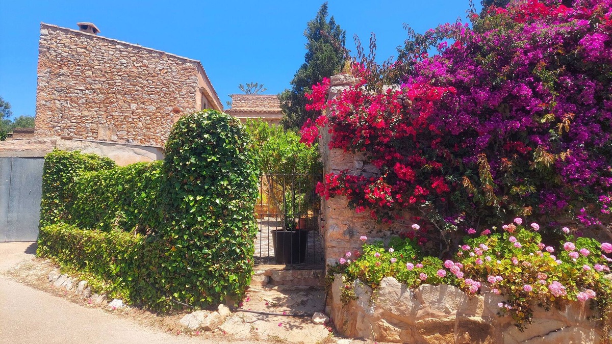 Cas Concos Cottage | romantic Country house in the hills of Cas Concos, 8 pers., pool, A/C, Wifi